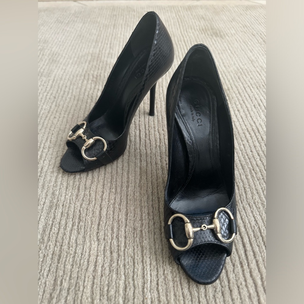 Authentic Black Gucci Python Horsebit Open Toe High Heels Shoes Size 35 5B